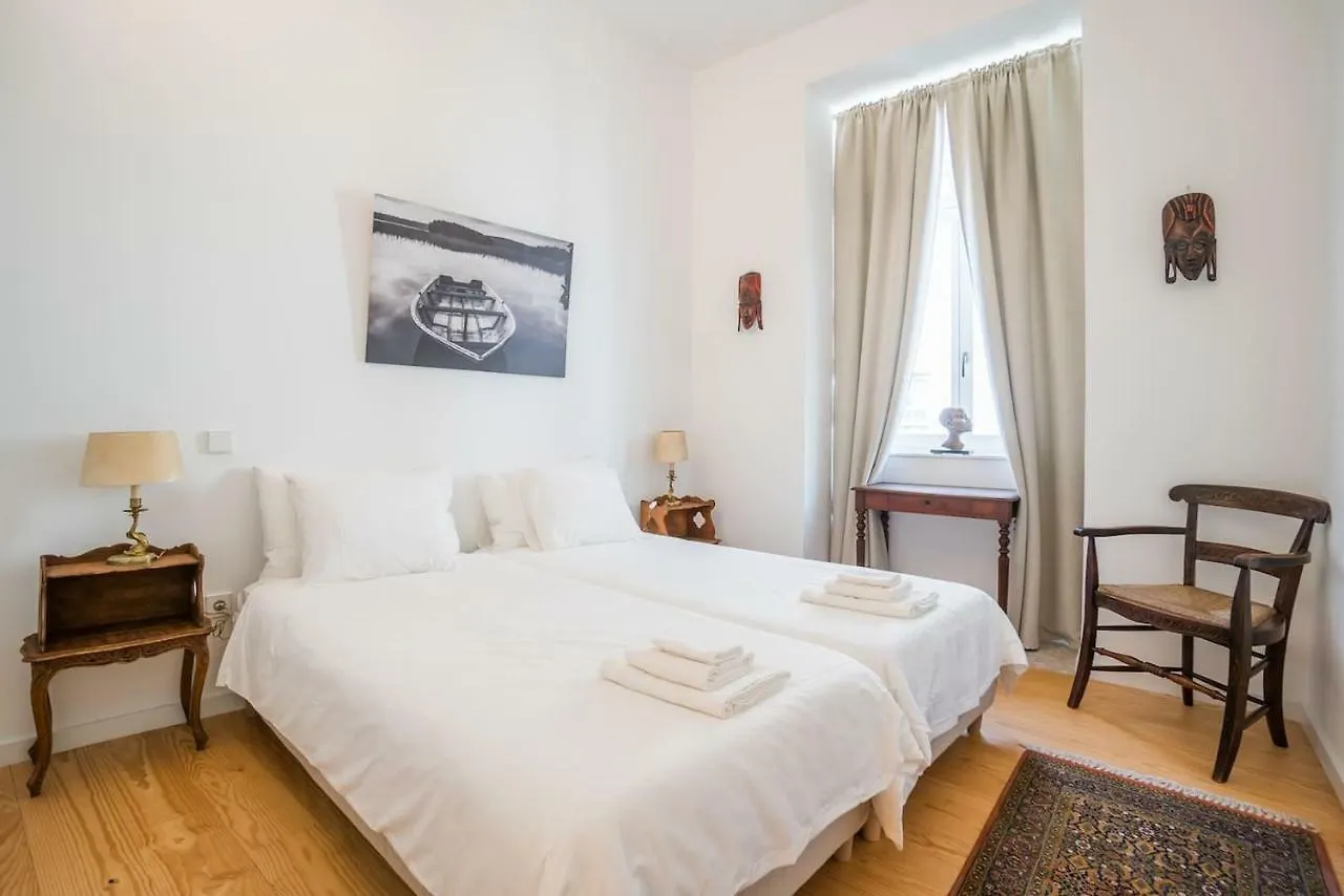 Spacious & Bright Apartment In Cais Sodre Lisboa 0*,  البرتغال